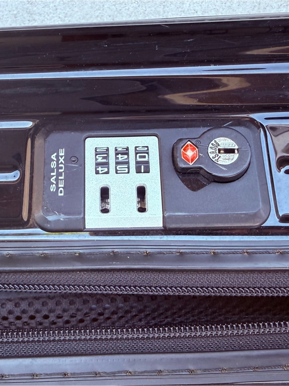 RIMOWA Black Ribbed Hard-Shell Carry-On - Picture 16 of 16